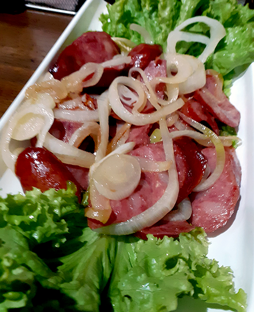 calabvresa acebolada_brazin burger_são bento do sapucaí